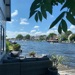 At The Water, Fire Place, Boat And Sup Rent, Near Amsterdam , Aalsmeer Niederlande