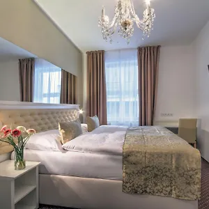 **** Otel Taurus Çek Cumhuriyeti