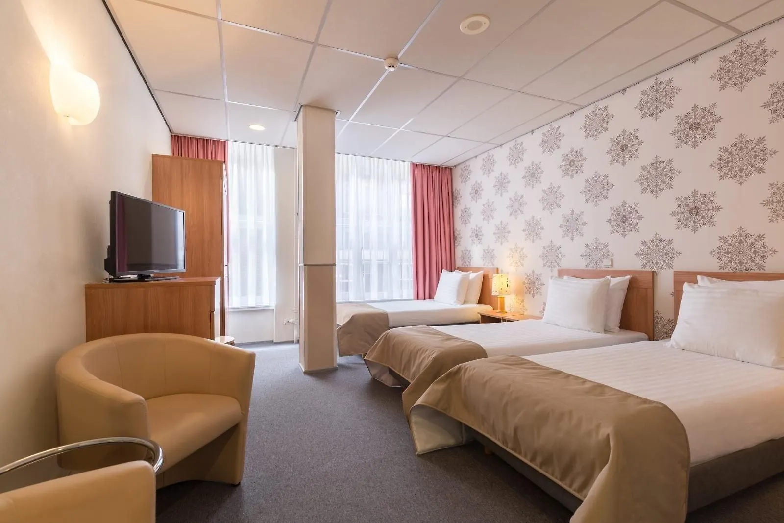 Rho Hotel Amsterdam 3*,