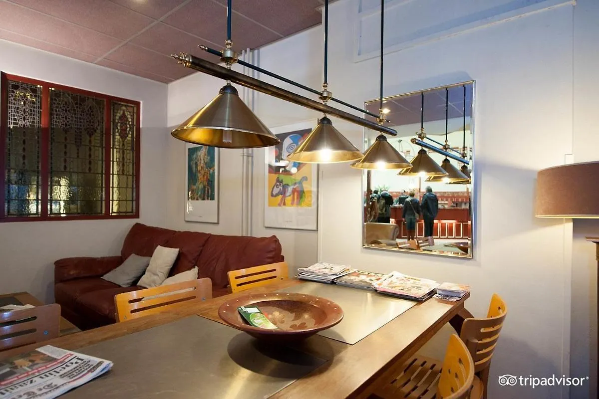 Rho Hotel Amsterdam 3*,